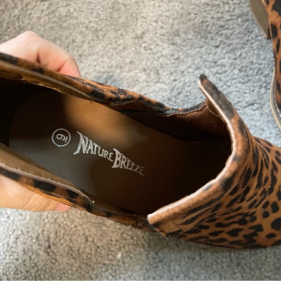 Nature Breeze Leopard Print Leather Block Heel V Cut Western Ankle Booties Sz 9 - Picture 5 of 8